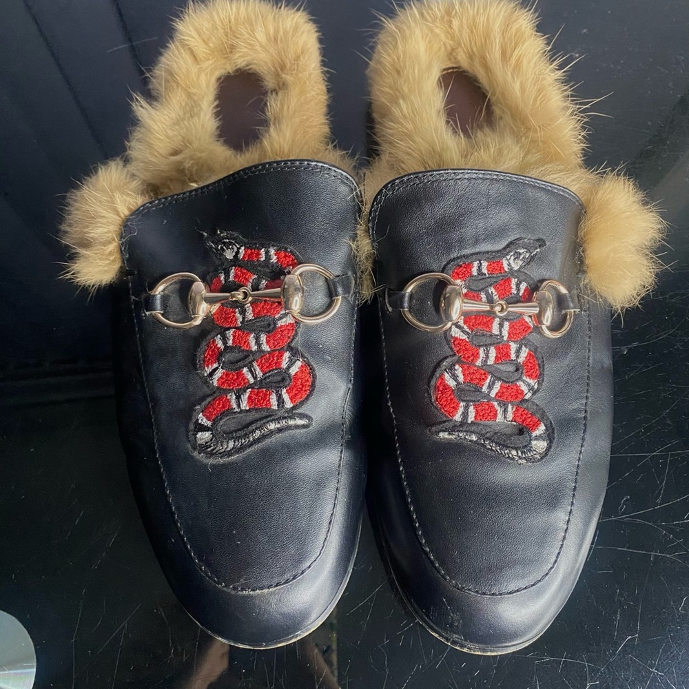 Gucci Gucci Snake Princetown Fur Loafers